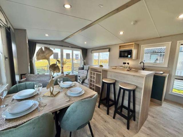 2 Bedroom Mobile Home