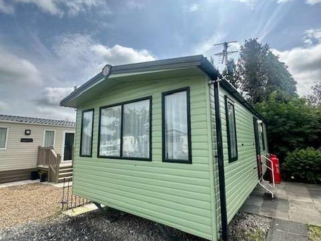 2 Bedroom Mobile Home