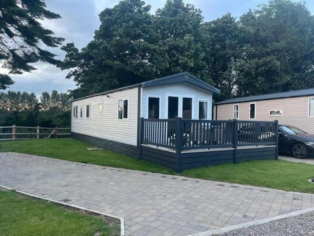 2 Bedroom Mobile Home