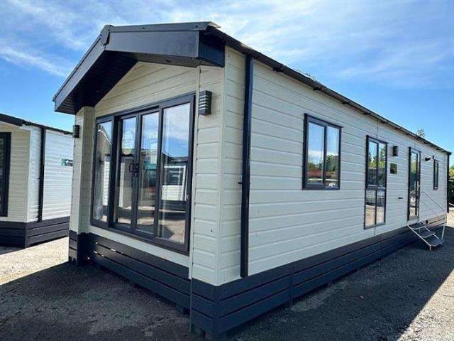 2 Bedroom Mobile Home
