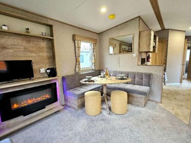 2 Bedroom Mobile Home