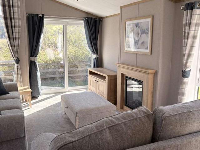 2 Bedroom Mobile Home