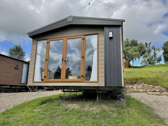 2 Bedroom Mobile Home