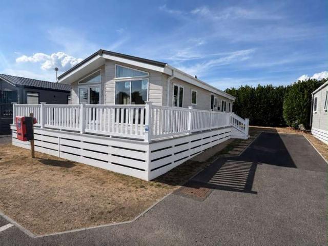 2 Bedroom Mobile Home