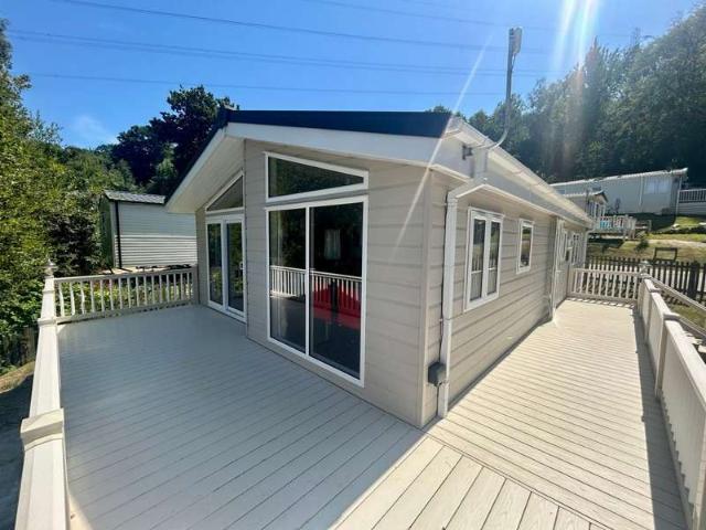 2 Bedroom Mobile Home