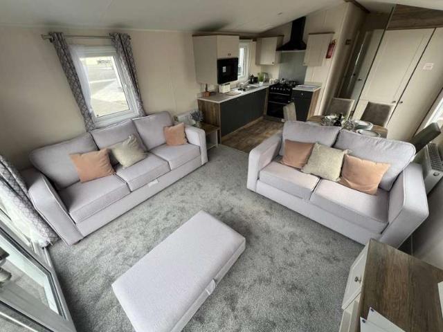 2 Bedroom Mobile Home
