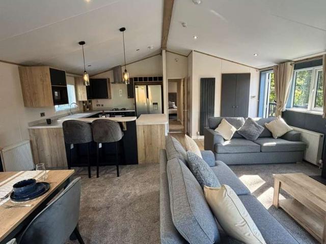 2 Bedroom Mobile Home