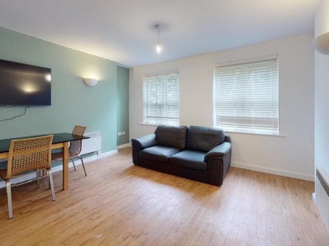 2 Bedroom Modern Apartment