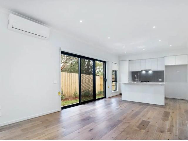2 Bedroom Modern Townhouse