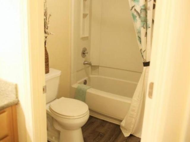2 bedroom, Modesto CA 95356 105323242