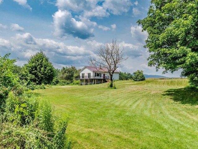 2 bedroom, Monroe NH 03771 105533400