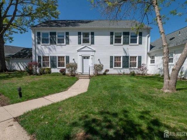 2 bedroom, Monroe NJ 08831 105275772