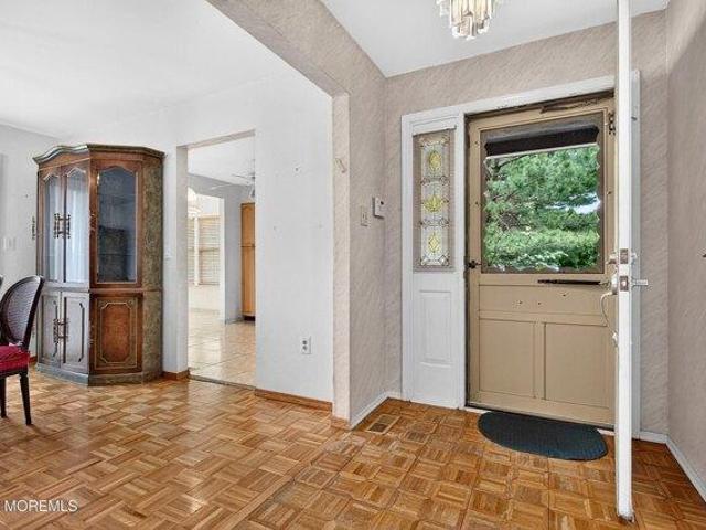 2 bedroom, Monroe NJ 08831 105277818