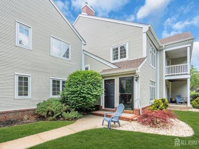 2 bedroom, Monroe NJ 08831 105278449