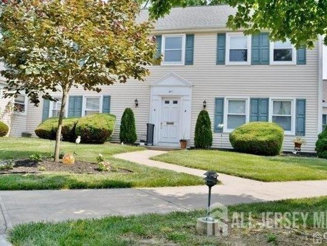 2 bedroom, Monroe NJ 08831 105278510