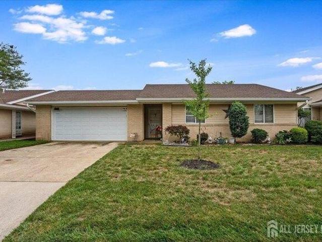 2 bedroom, Monroe NJ 08831 105278994