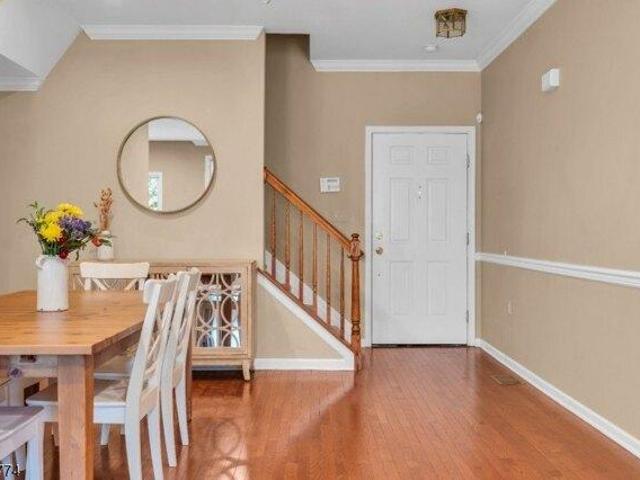 2 bedroom, Montvale NJ 07645 105254997