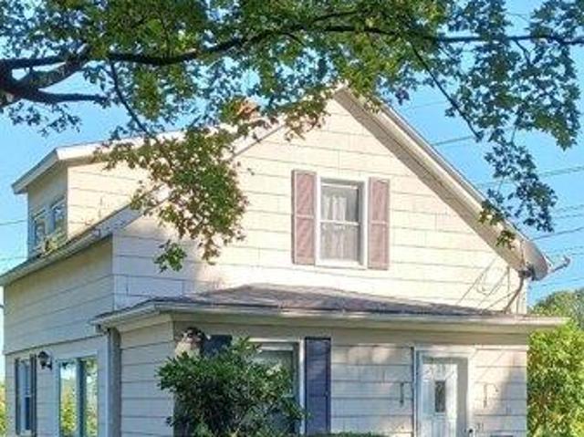 2 bedroom, Montville CT 06382 105535530