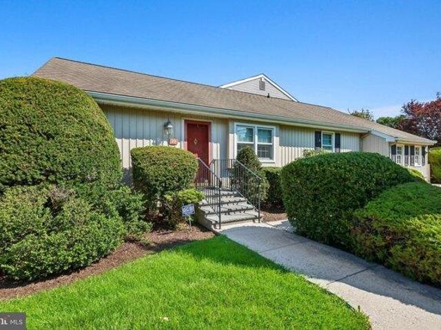 2 bedroom, Moorestown NJ 08057 106102453