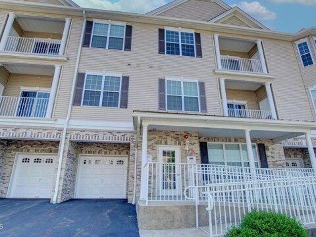 2 bedroom, Morganville NJ 07751 104718118