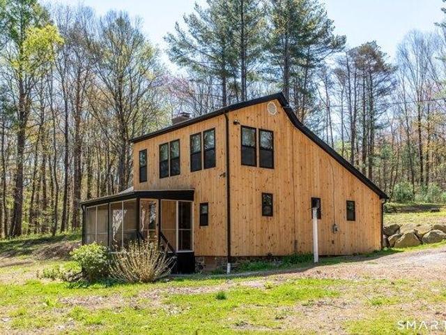 2 bedroom, Morris CT 06763 105557725