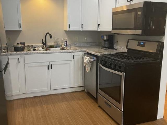 2 bedroom, Madison WI 53703 LS98088758
