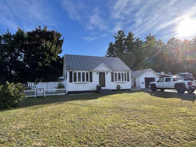 2 bedroom, Madison ME 04950 105560953