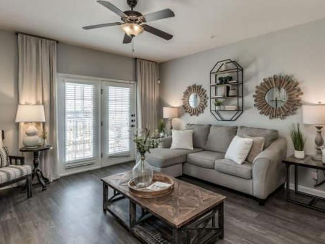 2 bedroom, Magnolia TX 77354 105247114