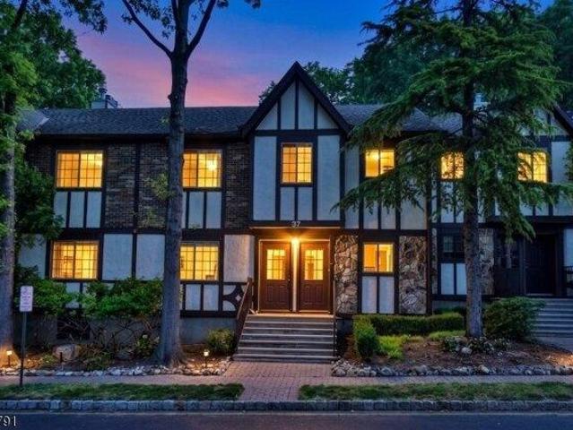 2 bedroom, Mahwah NJ 07430 105278304
