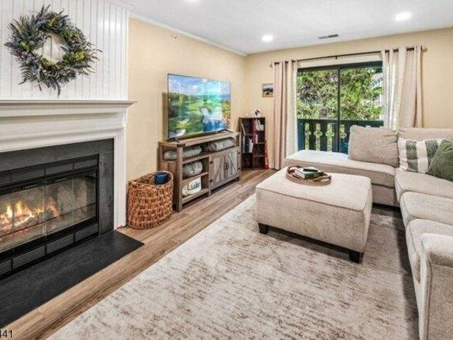 2 bedroom, Mahwah NJ 07430 105713285