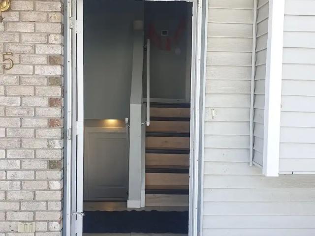2 bedroom main level