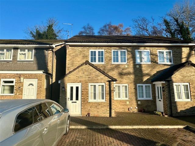 2 BEDROOM Maisonette