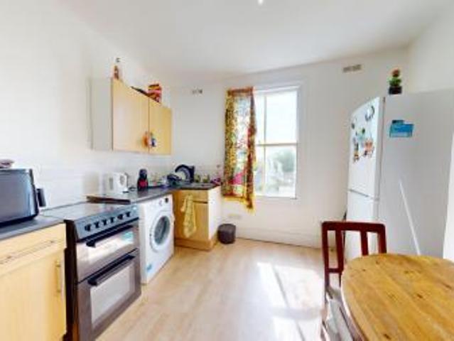2 bedroom Maisonette To Let