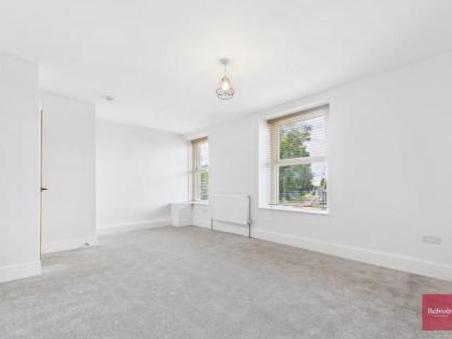 2 bedroom Maisonette To Let
