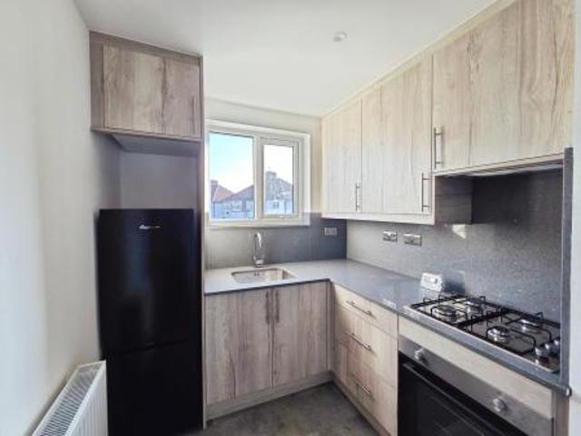 2 bedroom Maisonette To Let