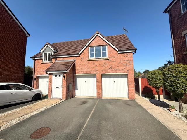 2 bedroom maisonette to let
