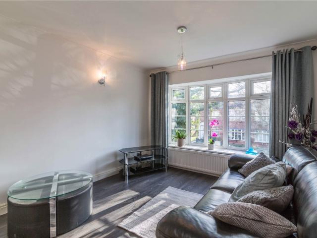 2 Bedroom Maisonette To Let in Nottingham, NG3