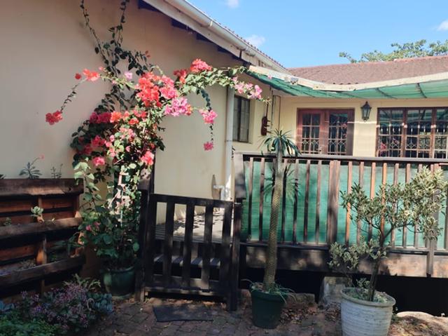 2 Bedroom Maisonette To Let in Westville