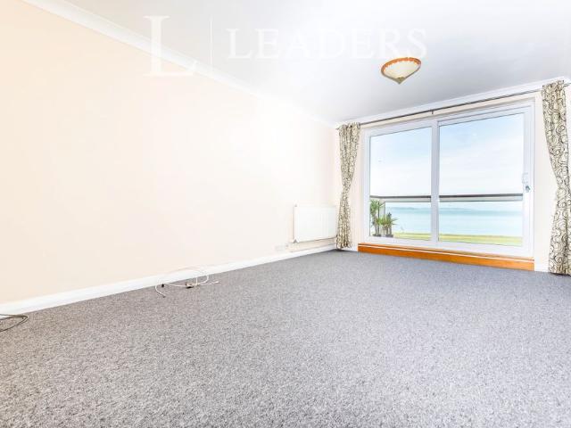 2 bedroom maisonette to rent Marine Parade East, Lee on the Solent, PO13