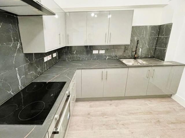 2 Bedroom Maisonette To Rent In Mount Pleasant Road, NP23