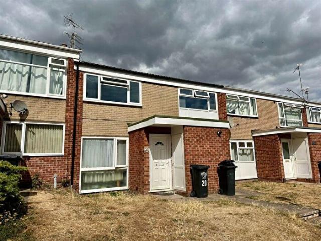 2 Bedroom Maisonette To Rent In Denis Close, Leicester, LE3