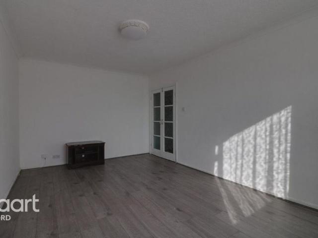 2 bedroom maisonette to rent