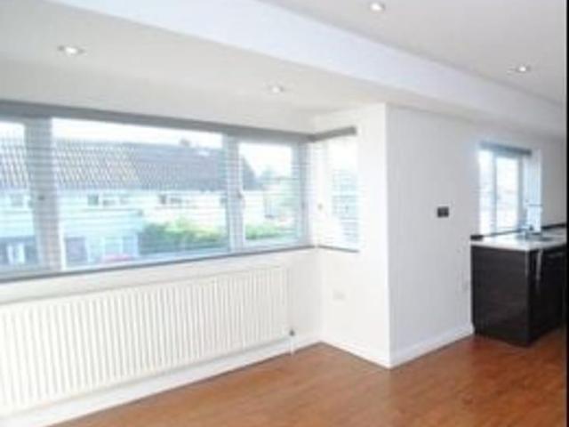 2 bedroom maisonette to rent