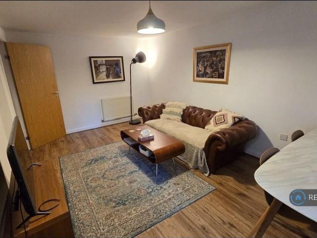 2 bedroom maisonette to rent