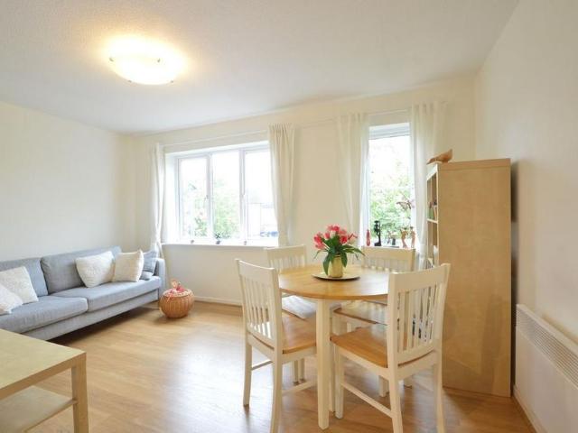 2 bedroom maisonette to rent