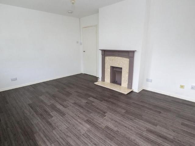 2 bedroom maisonette to rent