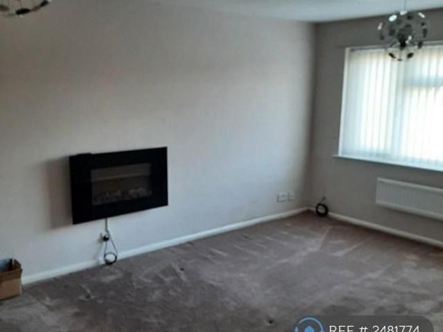 2 bedroom maisonette to rent