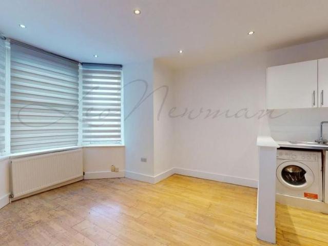 2 bedroom maisonette to rent