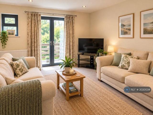 2 bedroom maisonette to rent