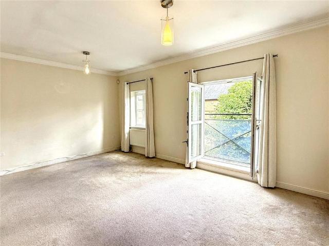 2 bedroom maisonette to rent